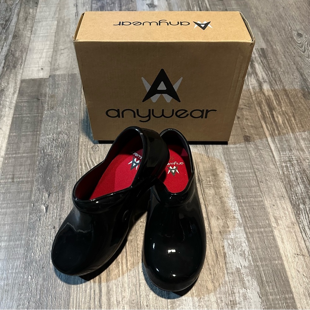 Anywear Nursing Clogs/Shoes